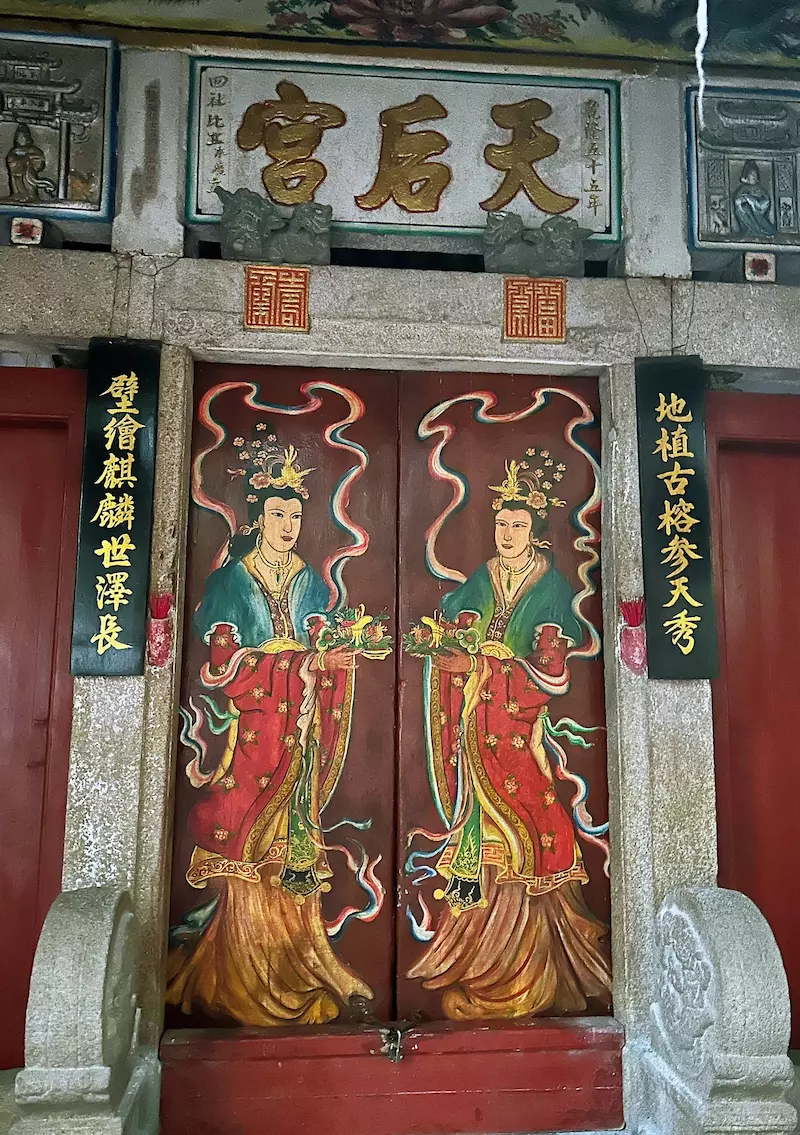 龙湖古寨
