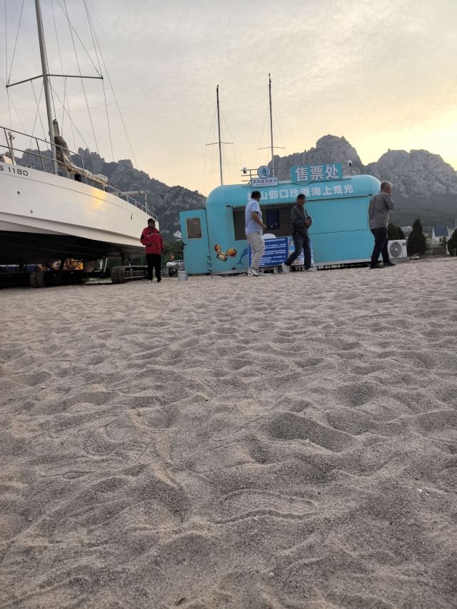 崂山仰口沙滩海上观光