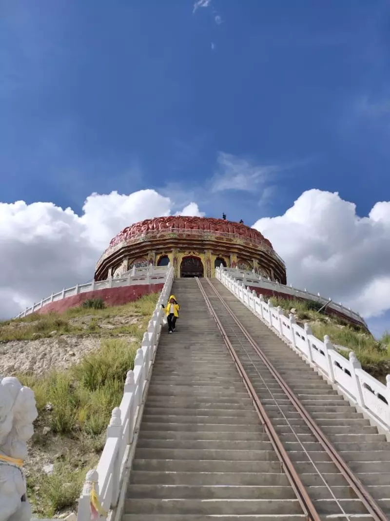 嘎结古寺