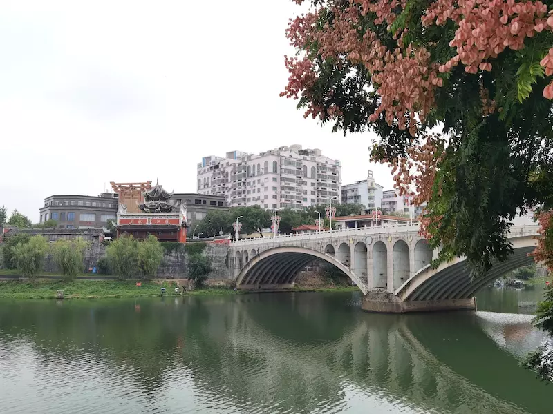 宝庆府古城墙(资江南路)