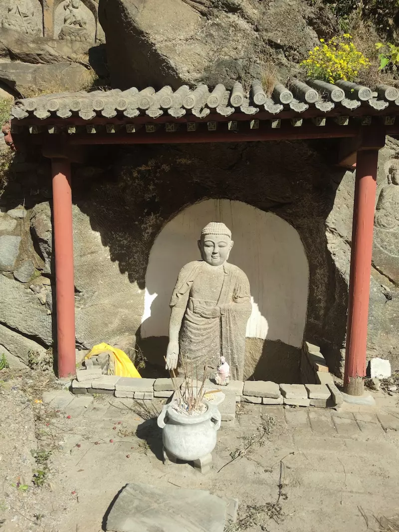 石佛村摩崖造像群