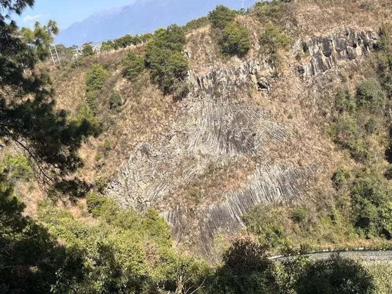 黑鱼河风景区