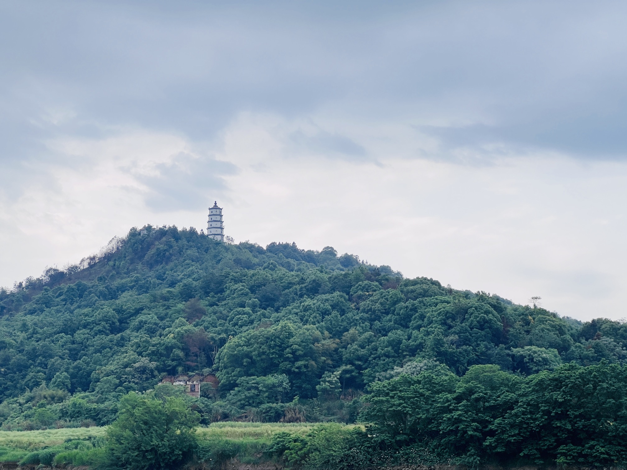 阴山港凌云塔