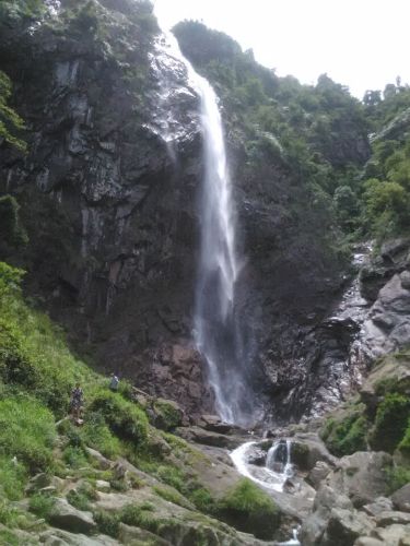 洞光岩