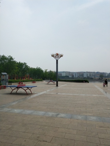 滨河公园