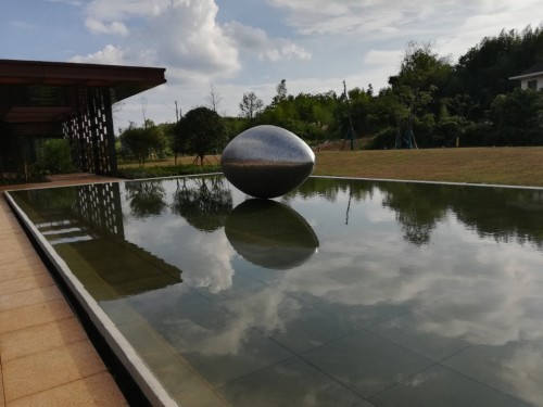 雁湖生态文旅小镇(水影花海)