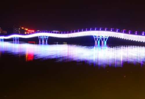 临春河步行桥