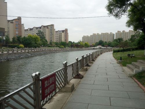 滨河公园