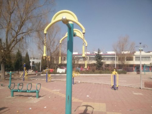 高丘人民广场