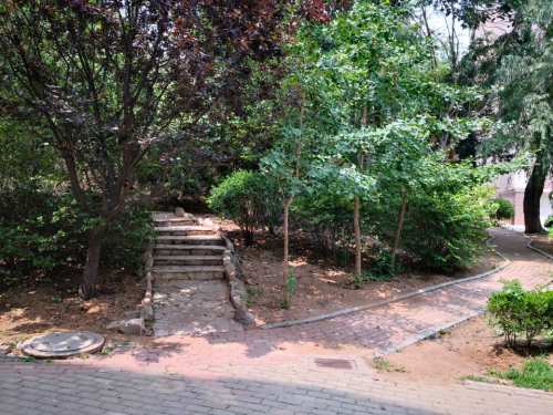 景山近邻公园