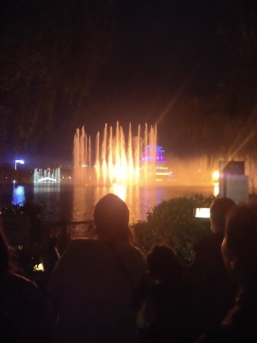 钓鱼台公园