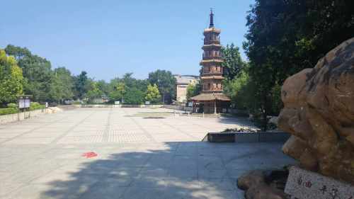 蓬莱寺塔公园