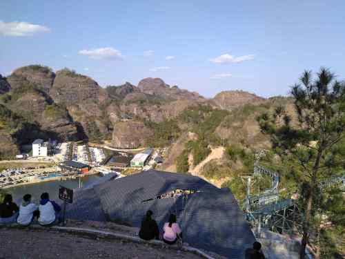 紫云山景区高空玻璃滑道