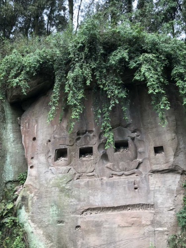 黄陵寺摩岩造像