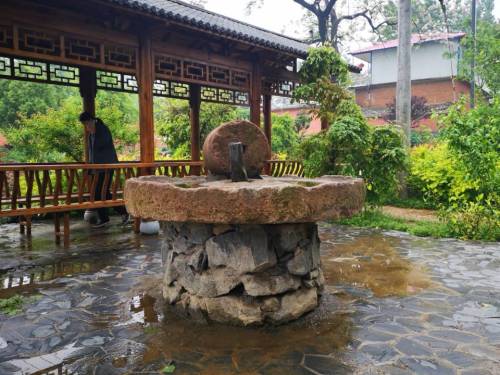 青龙寺息国故城遗址