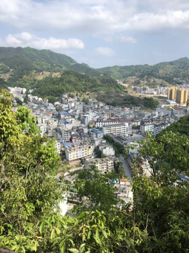 龙角山
