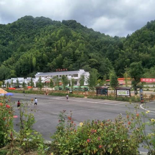 尖尾峡森林探险漂流(暂停开放)