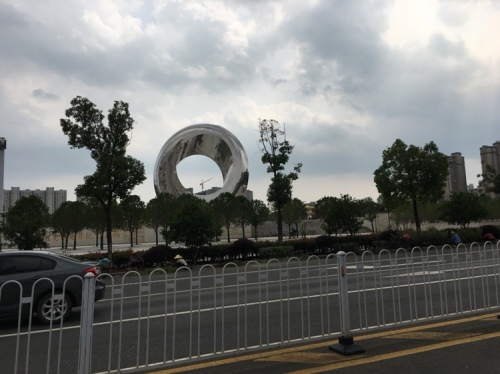 姚李镇关山中央公园
