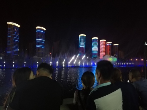 东河广场
