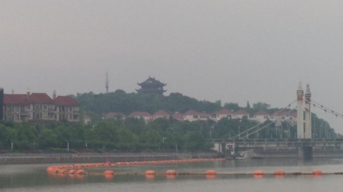 百祜塔