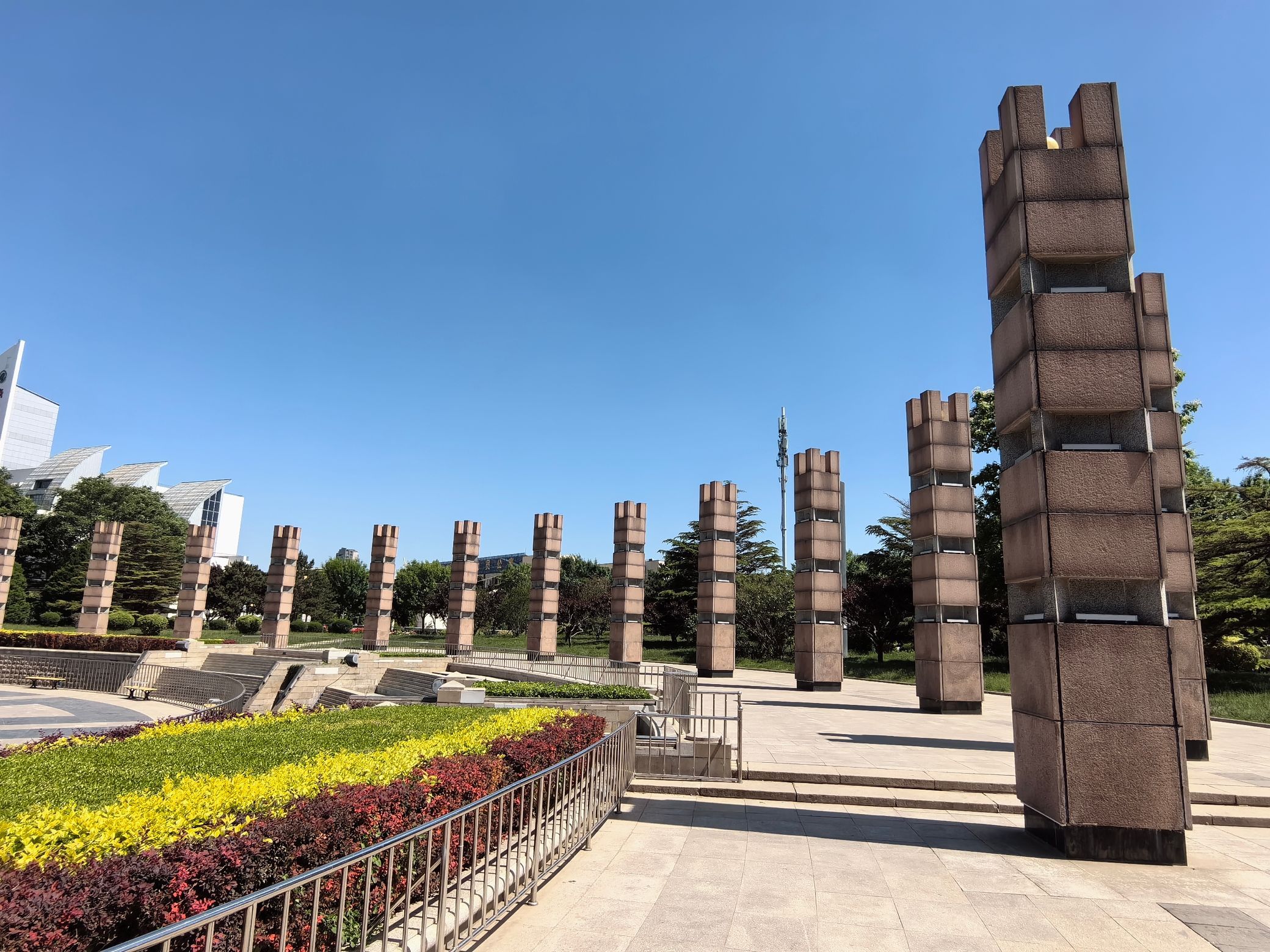 光明文化广场旅行图片