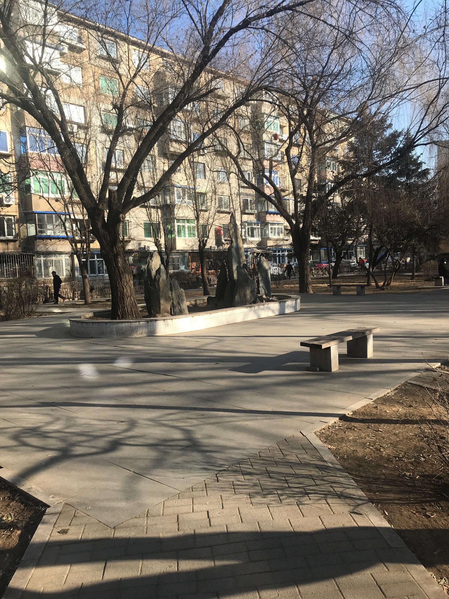 逸园