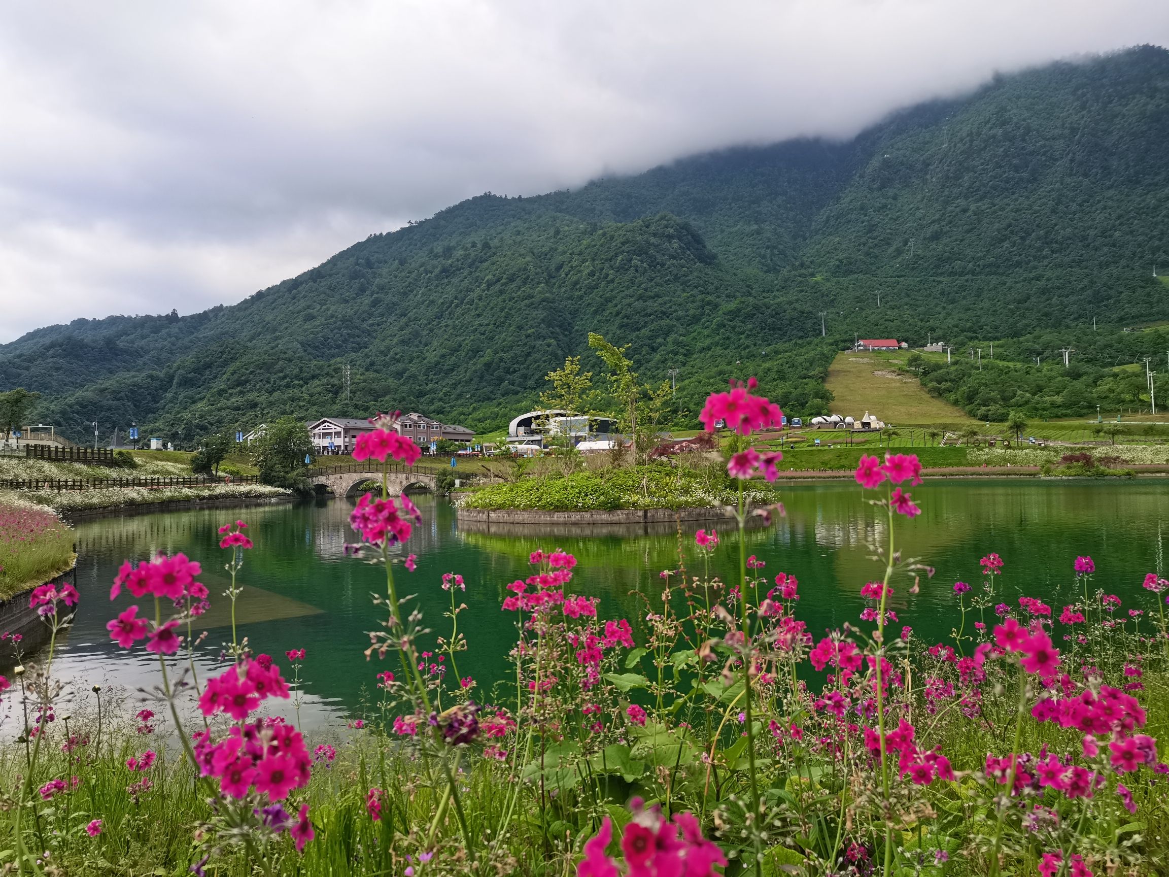 西岭雪山风景名胜区