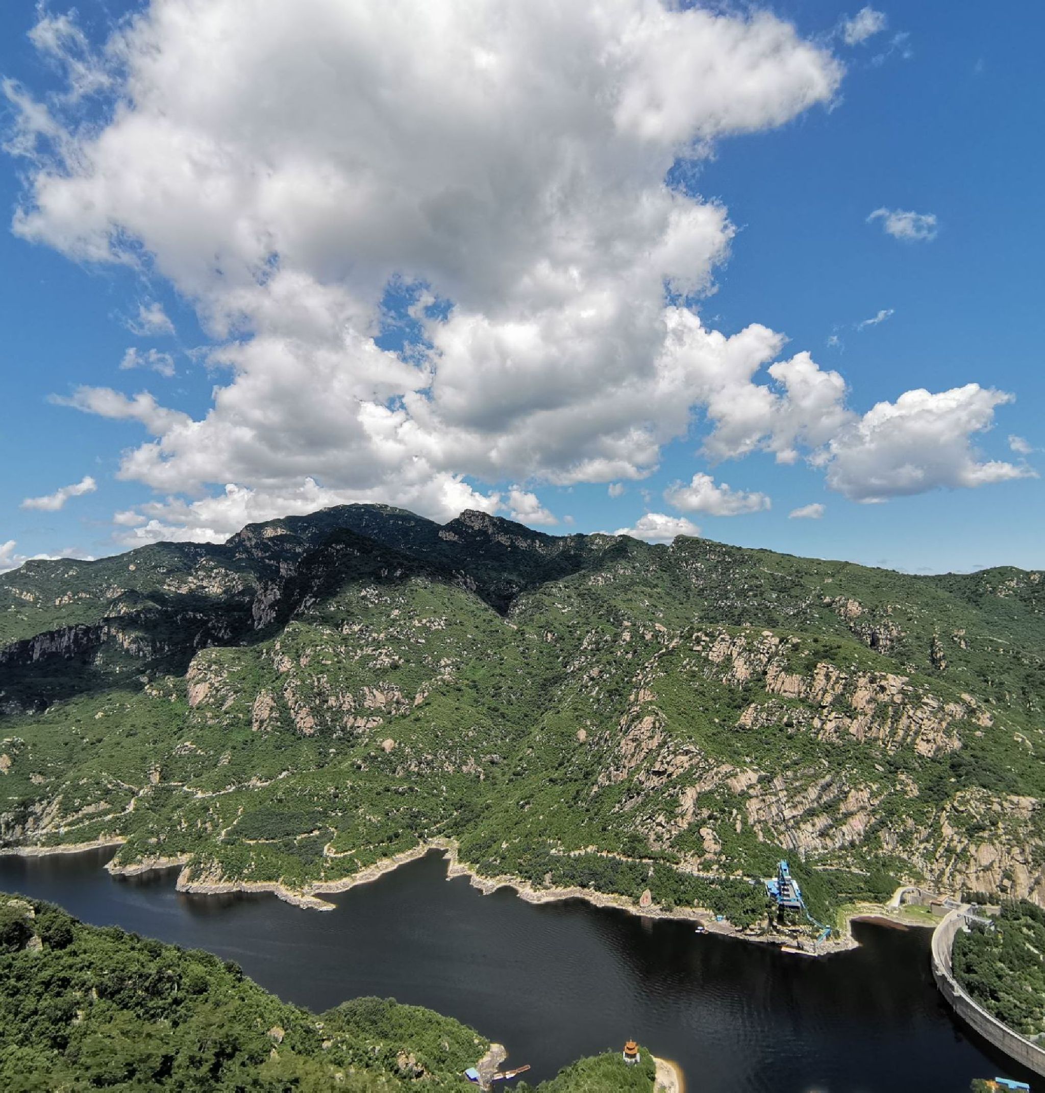 野狐岭要塞军事旅游区(暂停营业)