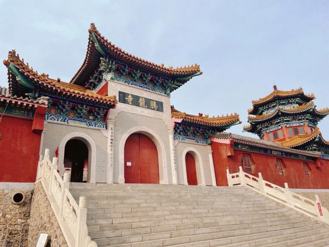 卧龙山