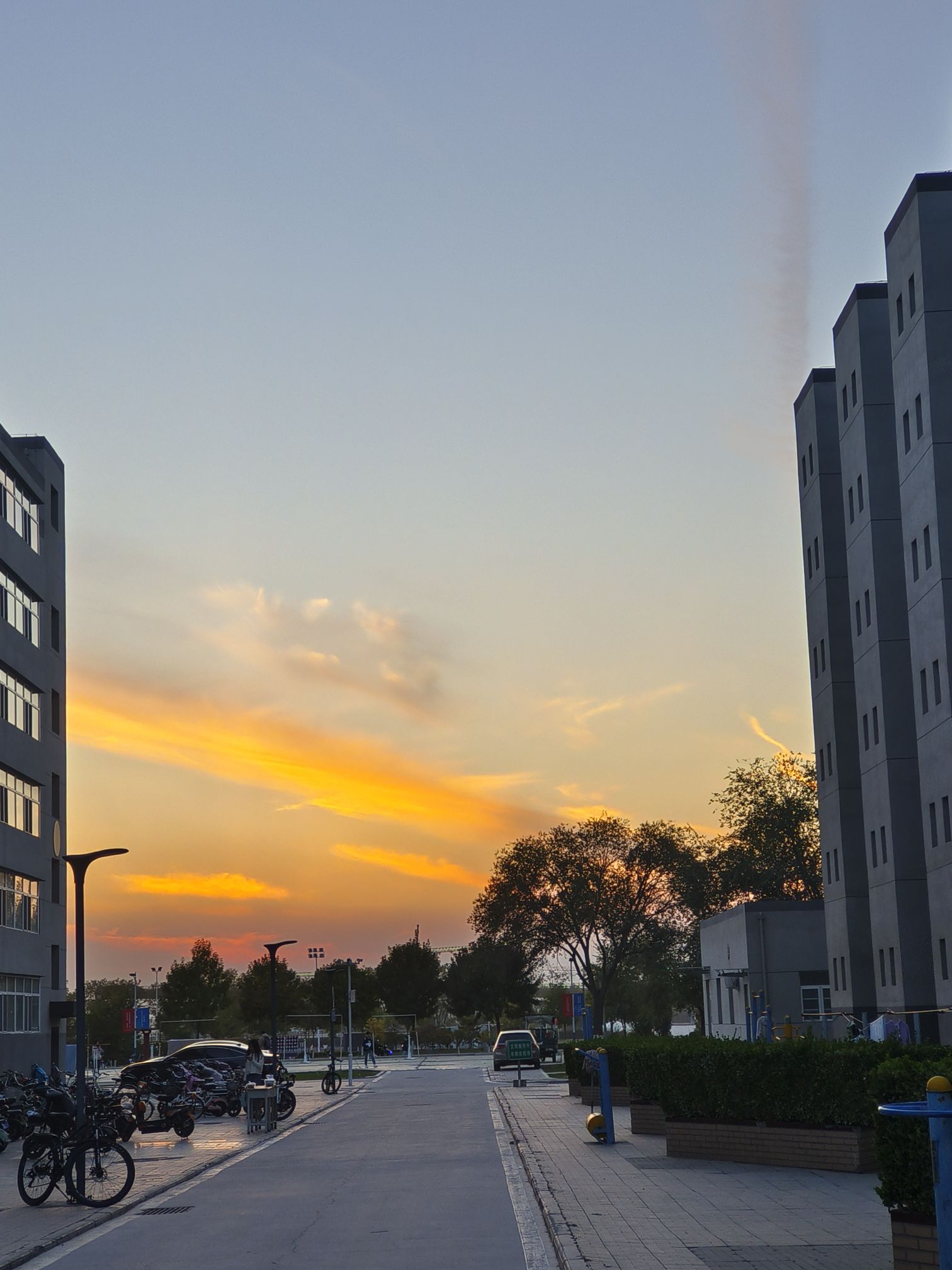 山西师范大学毓秀湖旅行图片
