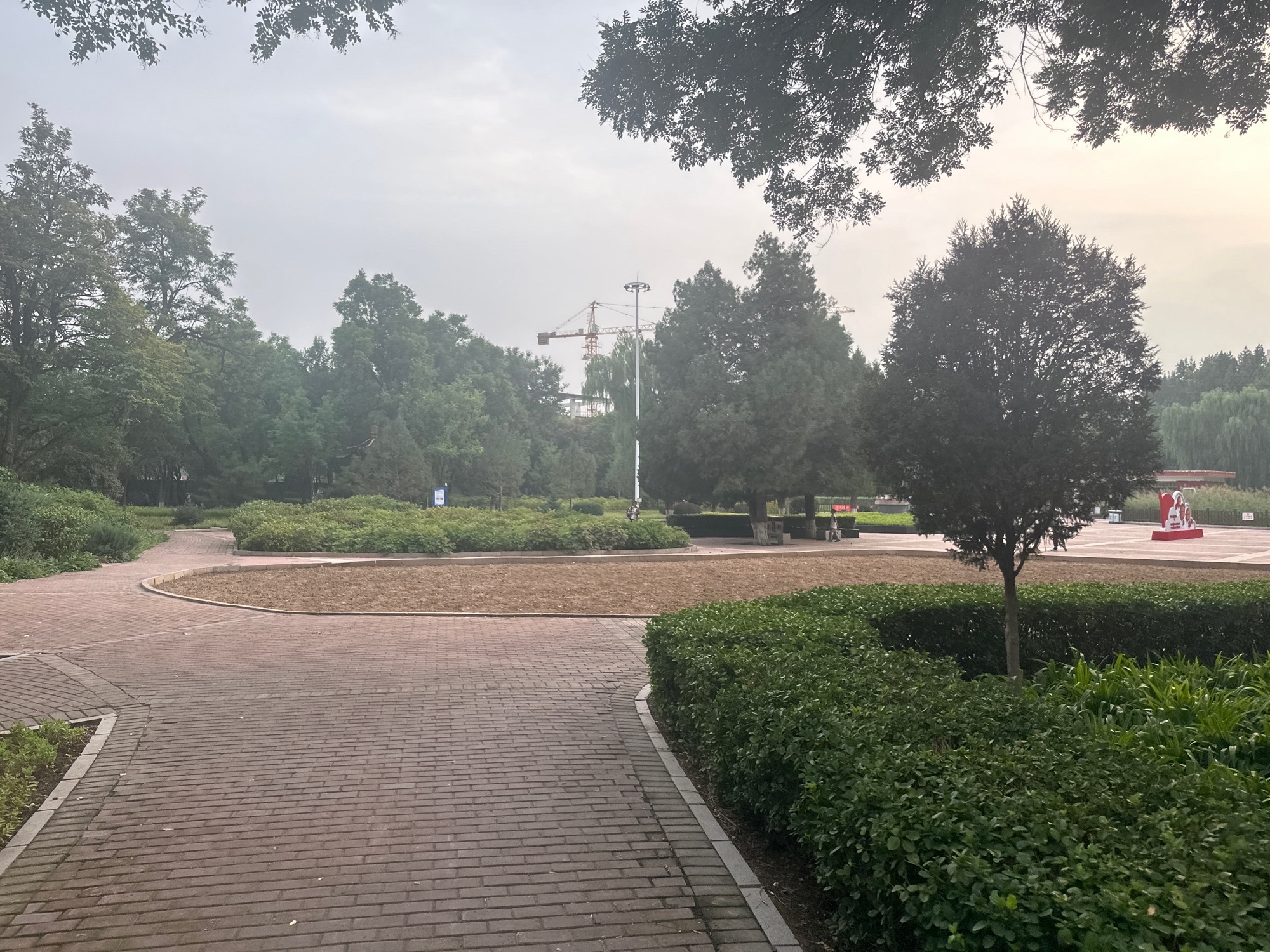 经纬公园