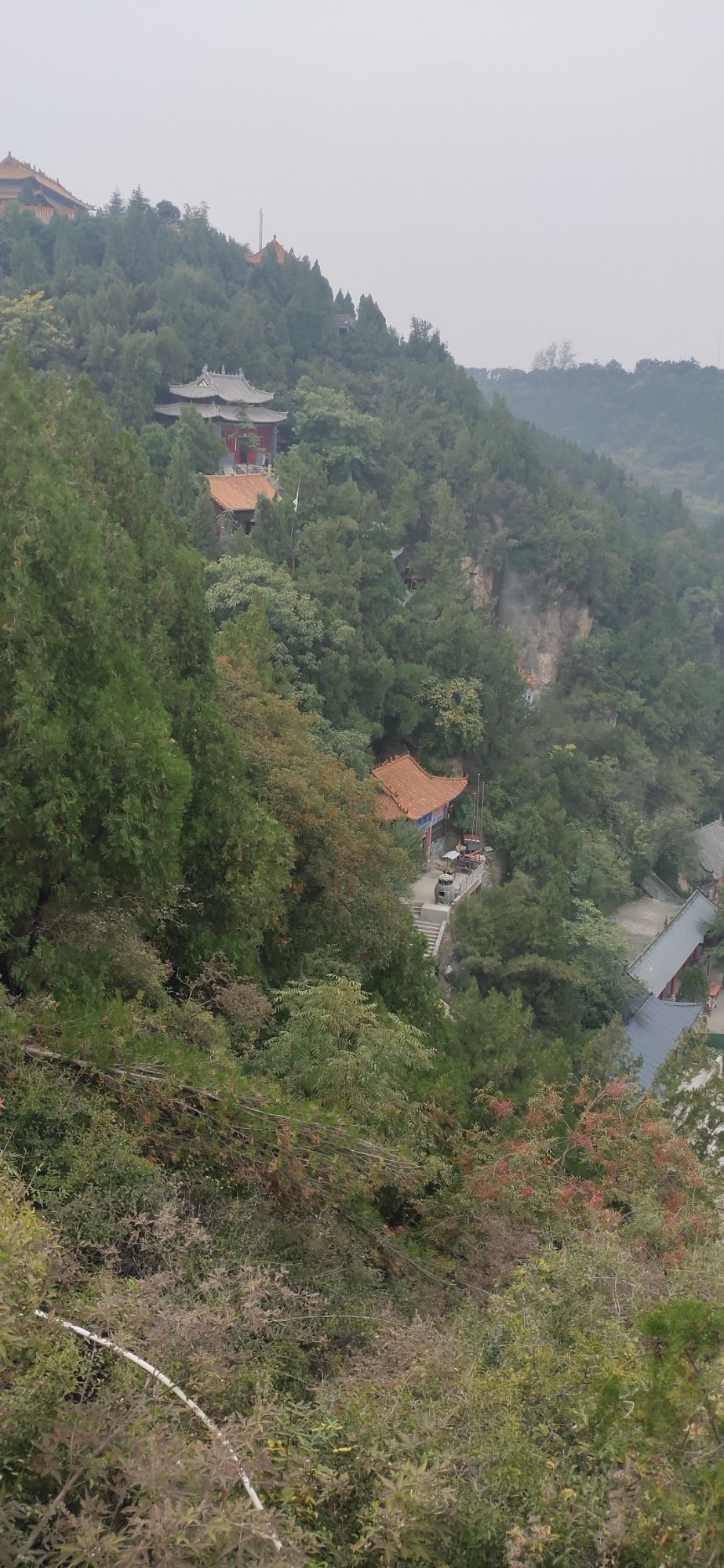 灵崖山