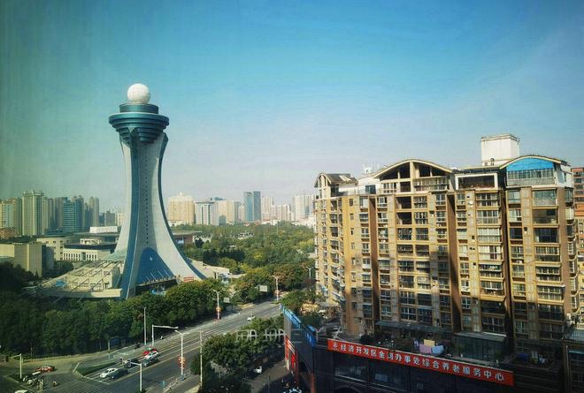 天中广场旅行图片
