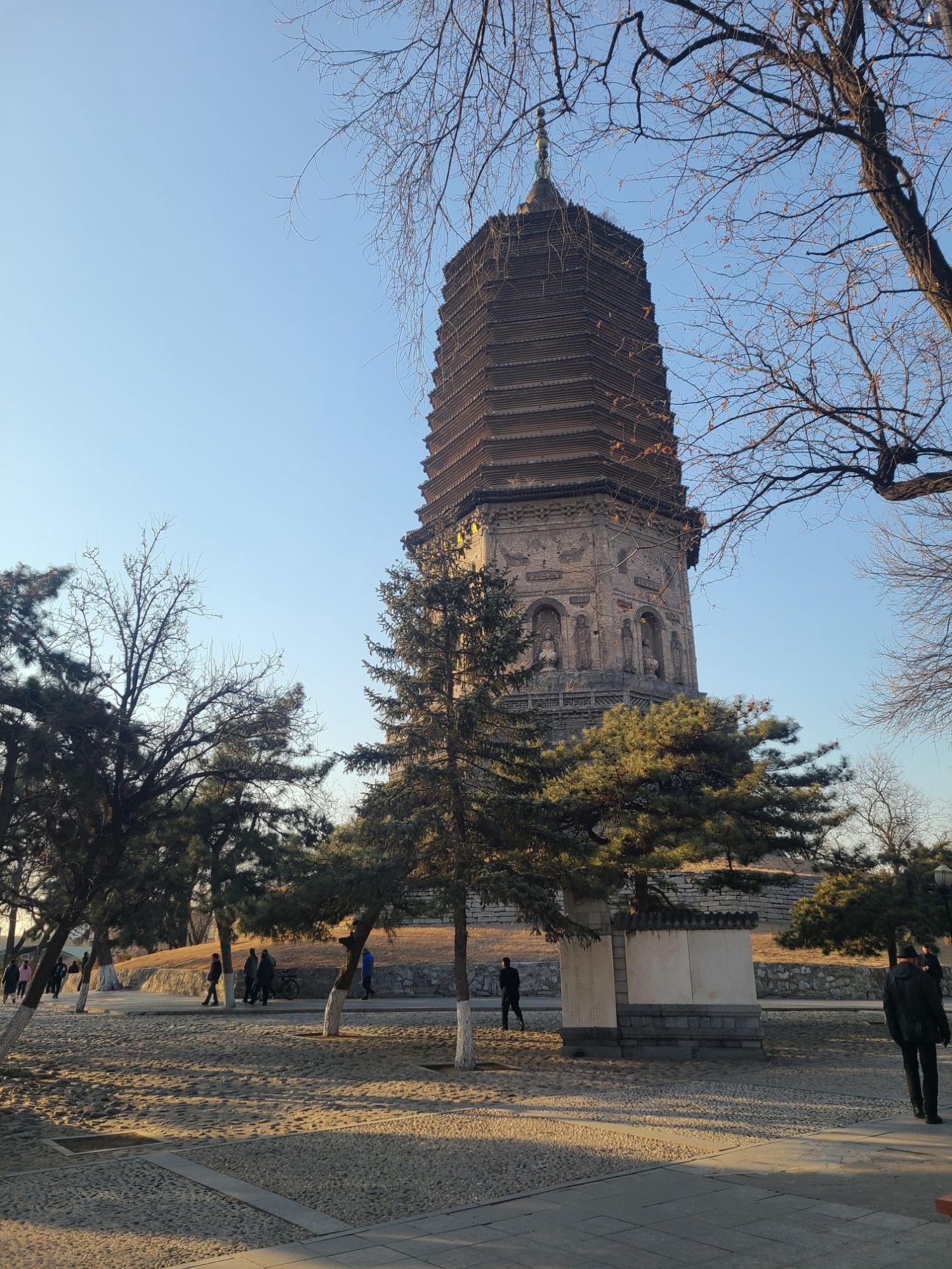 白塔公园