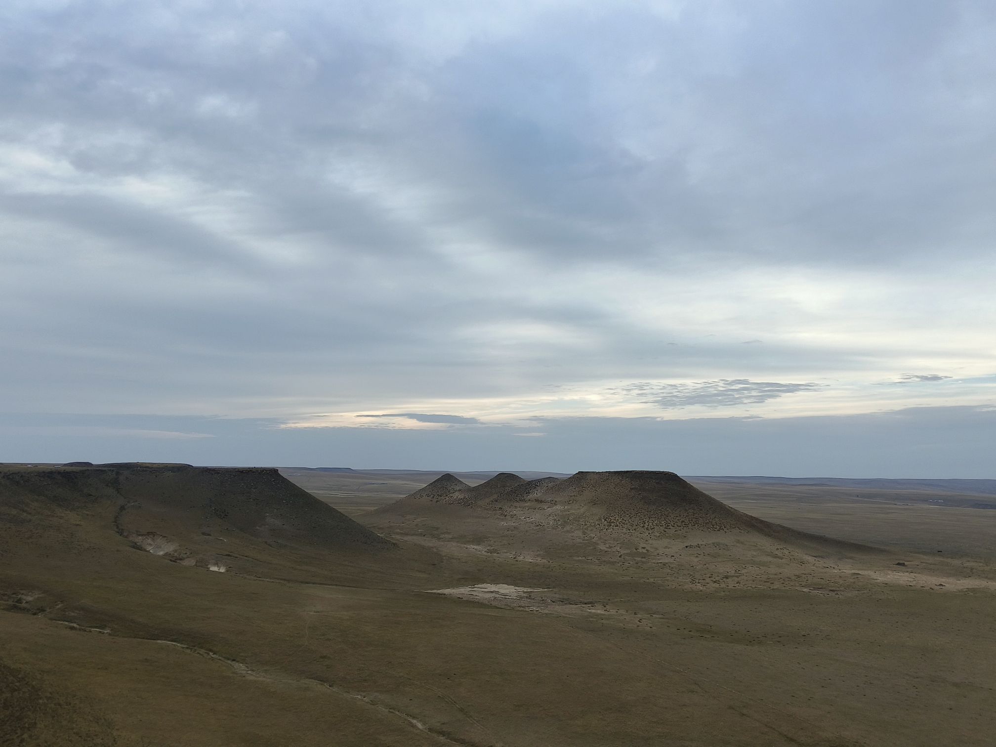平顶山锡林郭勒草原火山地质公园(暂停开放)旅行图片