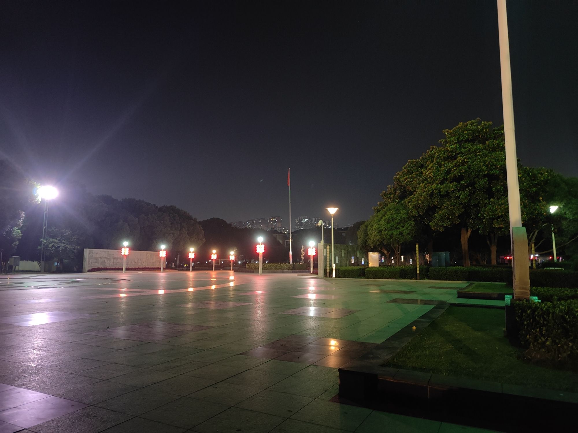 新梅广场