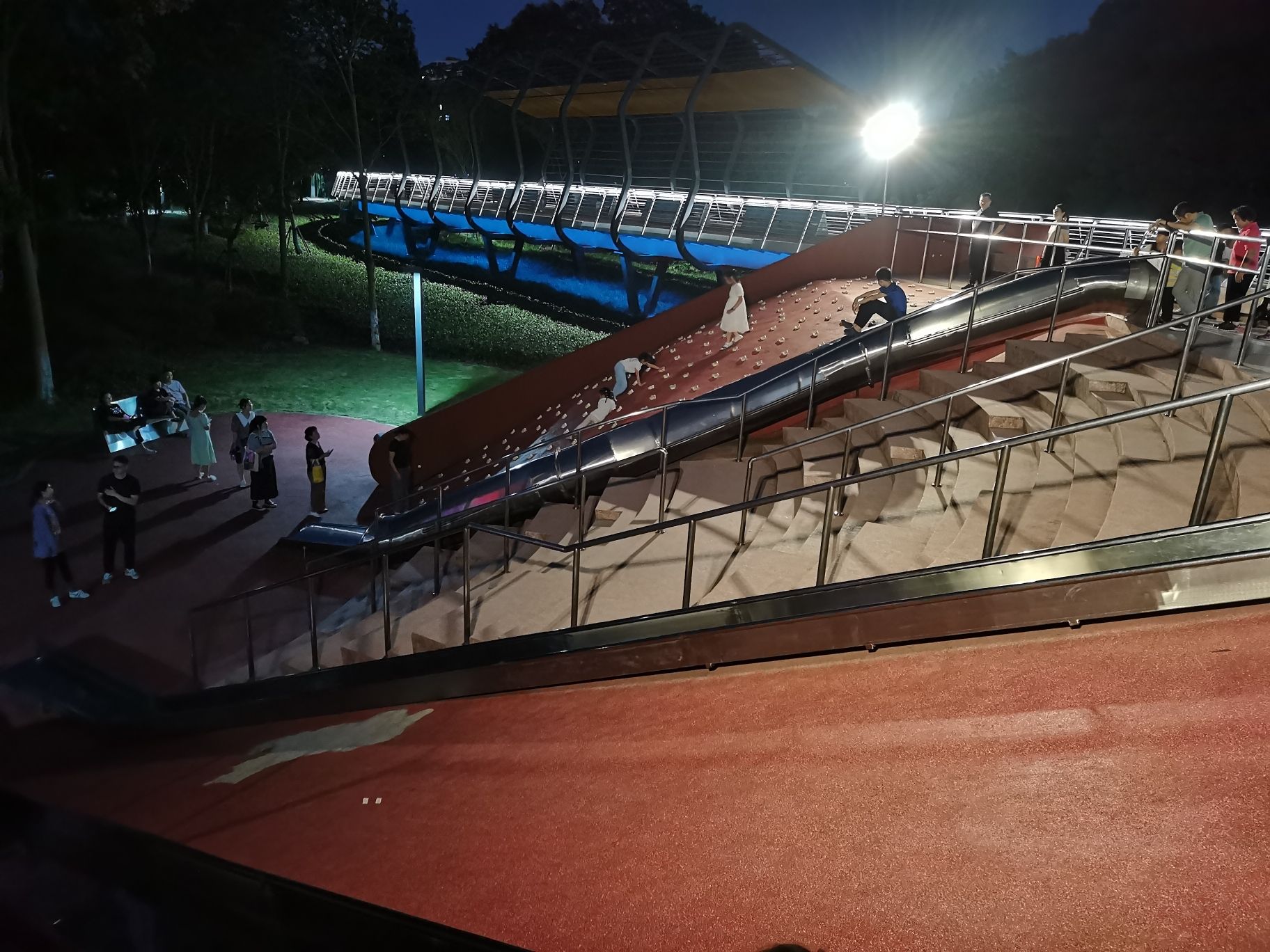大桥公园旅行图片