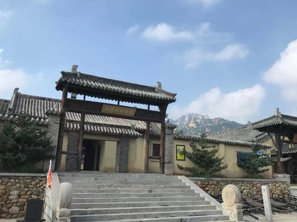 罗山黄金文化旅游度假区