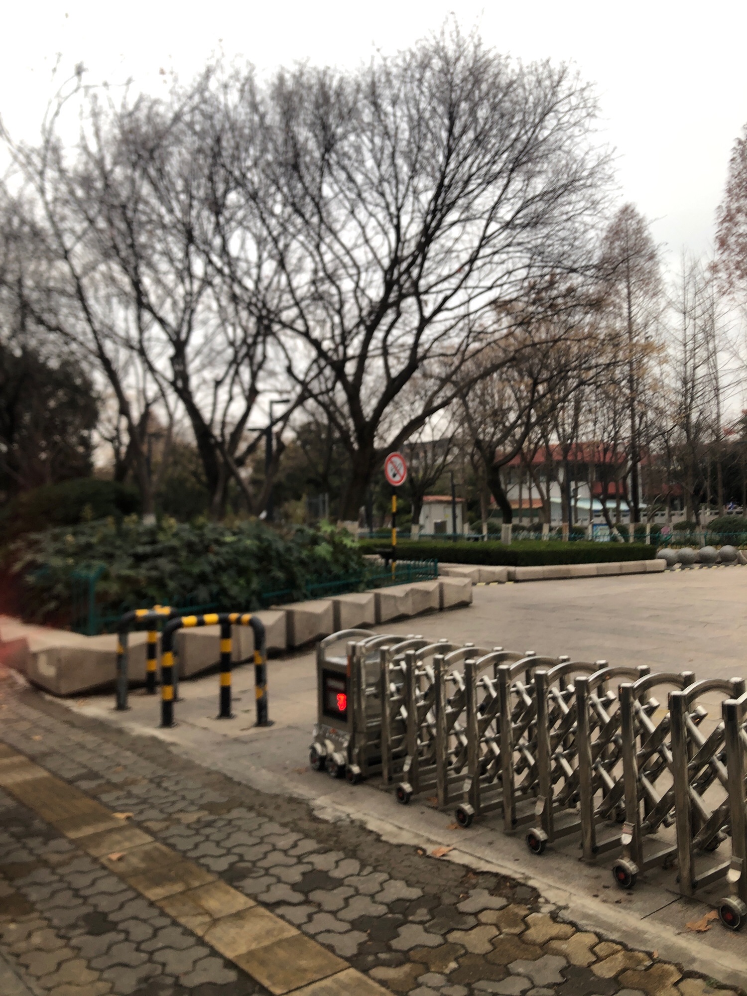 东方红广场