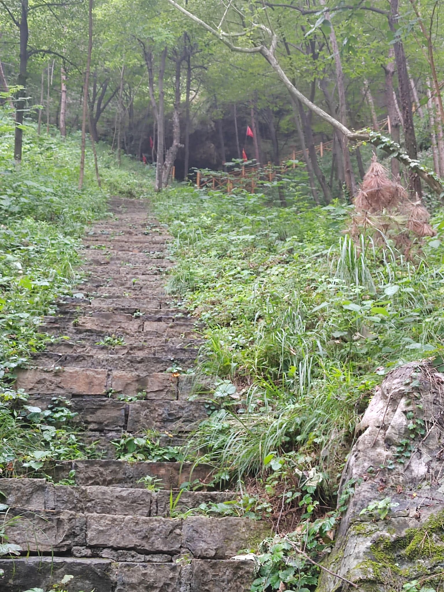 山东灵泉山旅游风景区