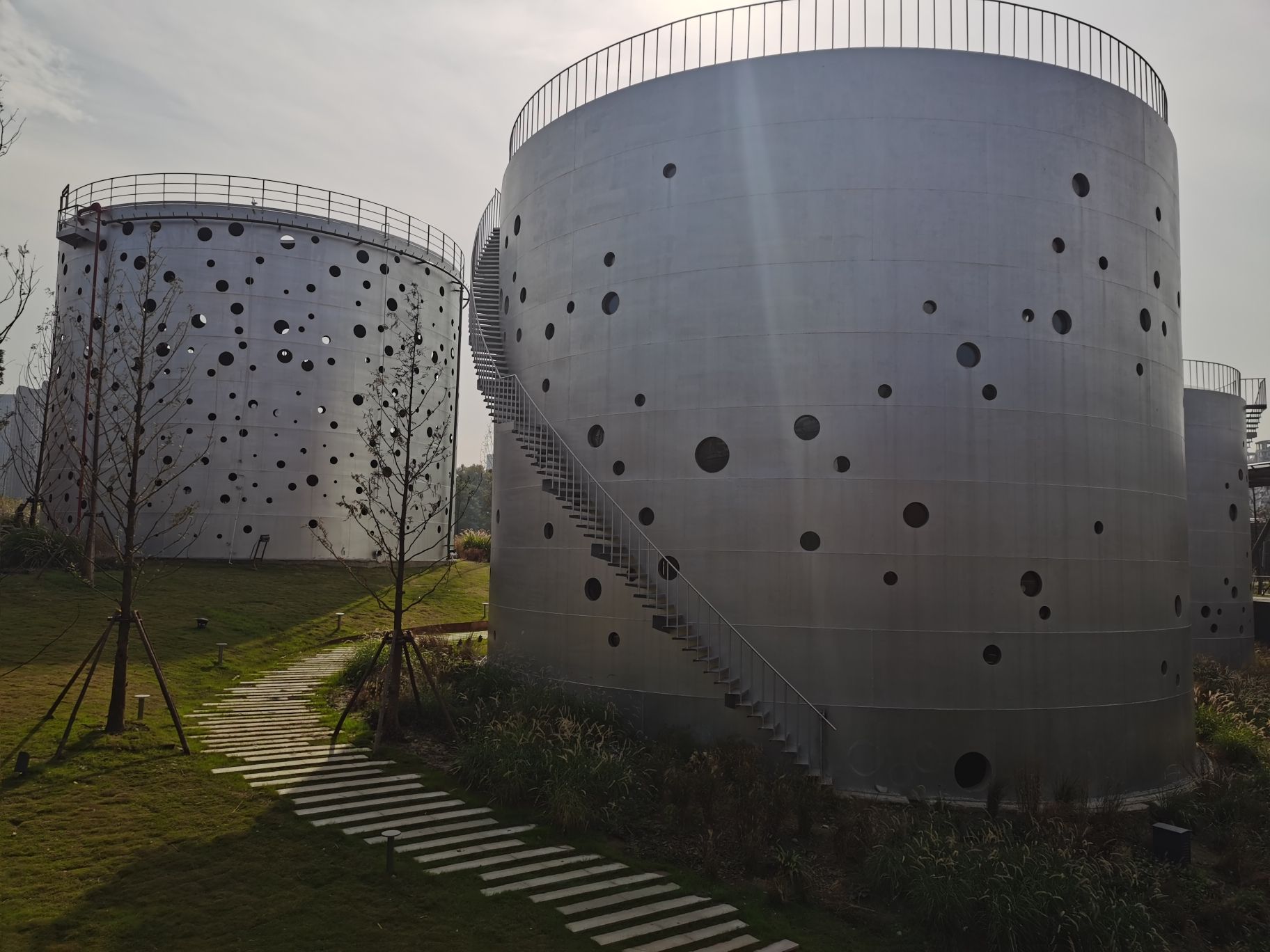 小河广场