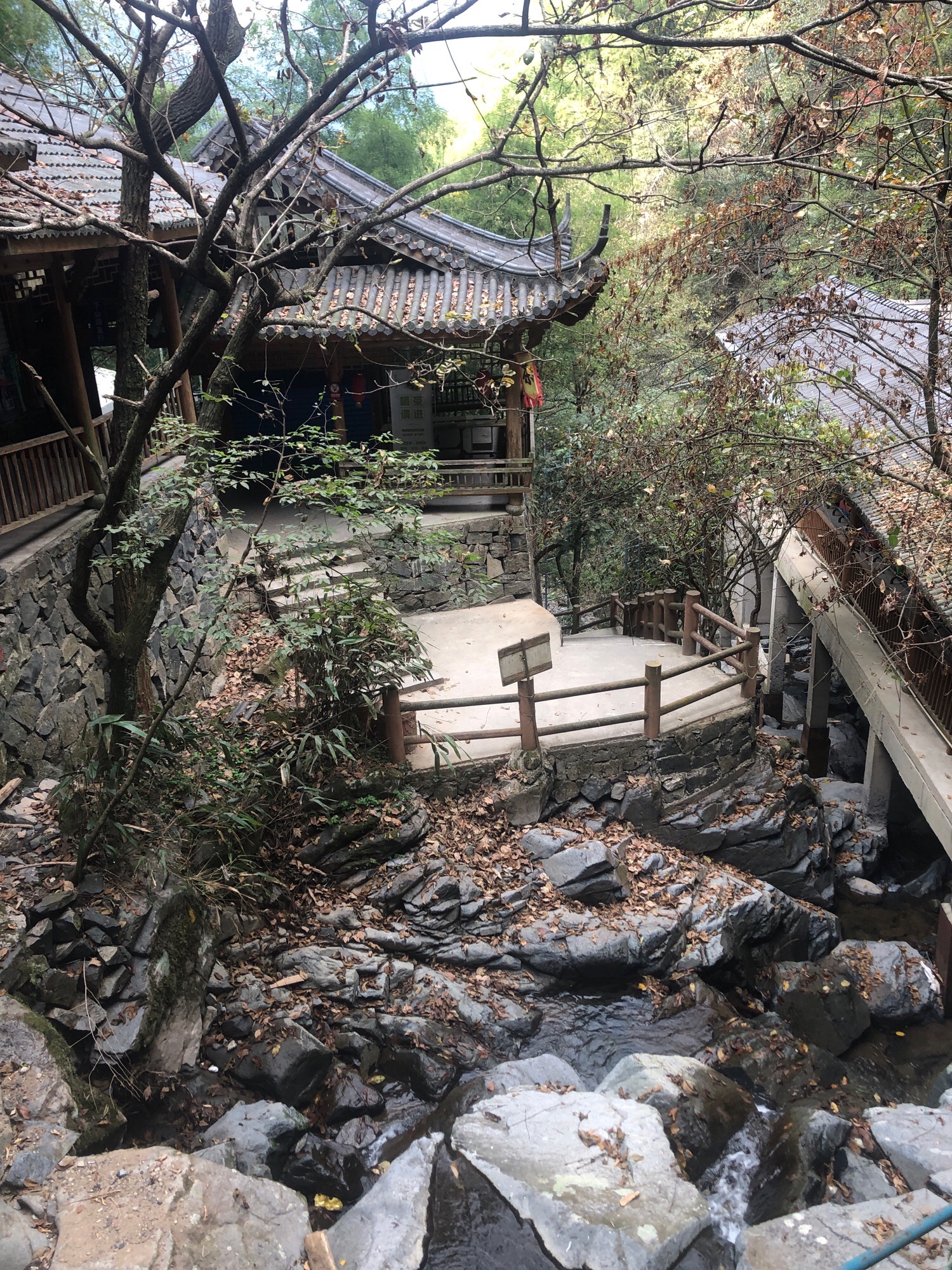 藏龙百瀑旅行图片