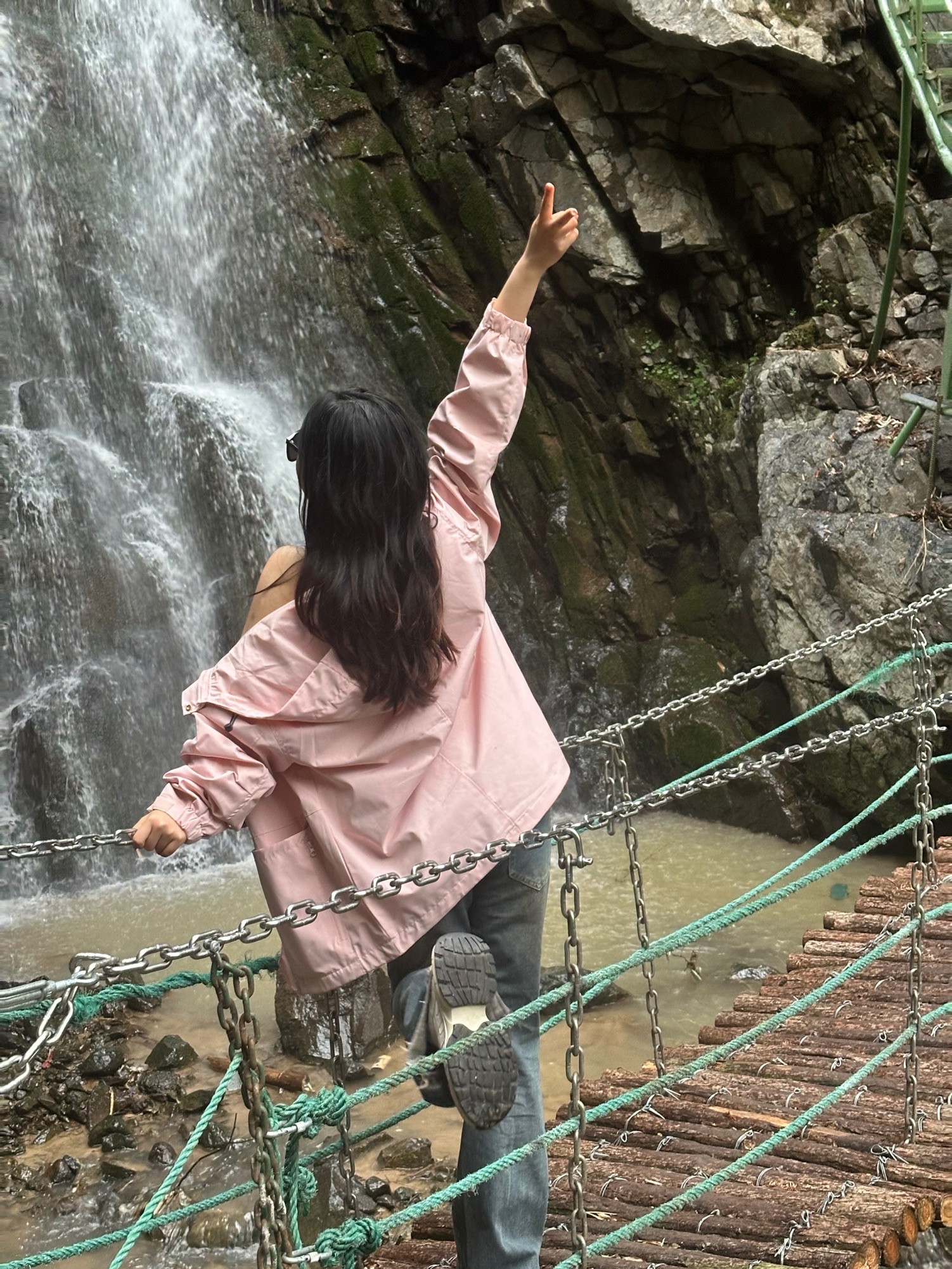 藏龙百瀑旅行图片