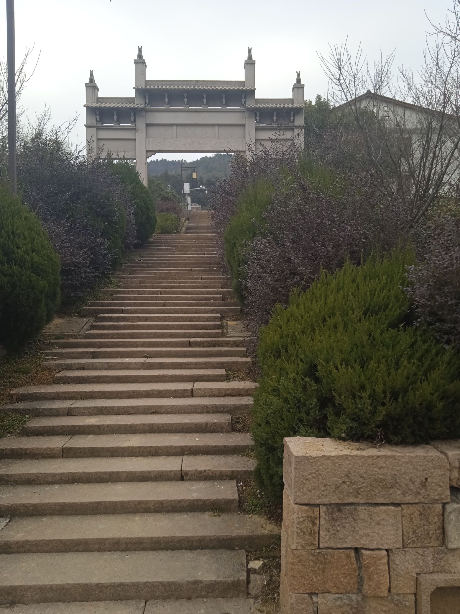 圣井山石殿旅行图片