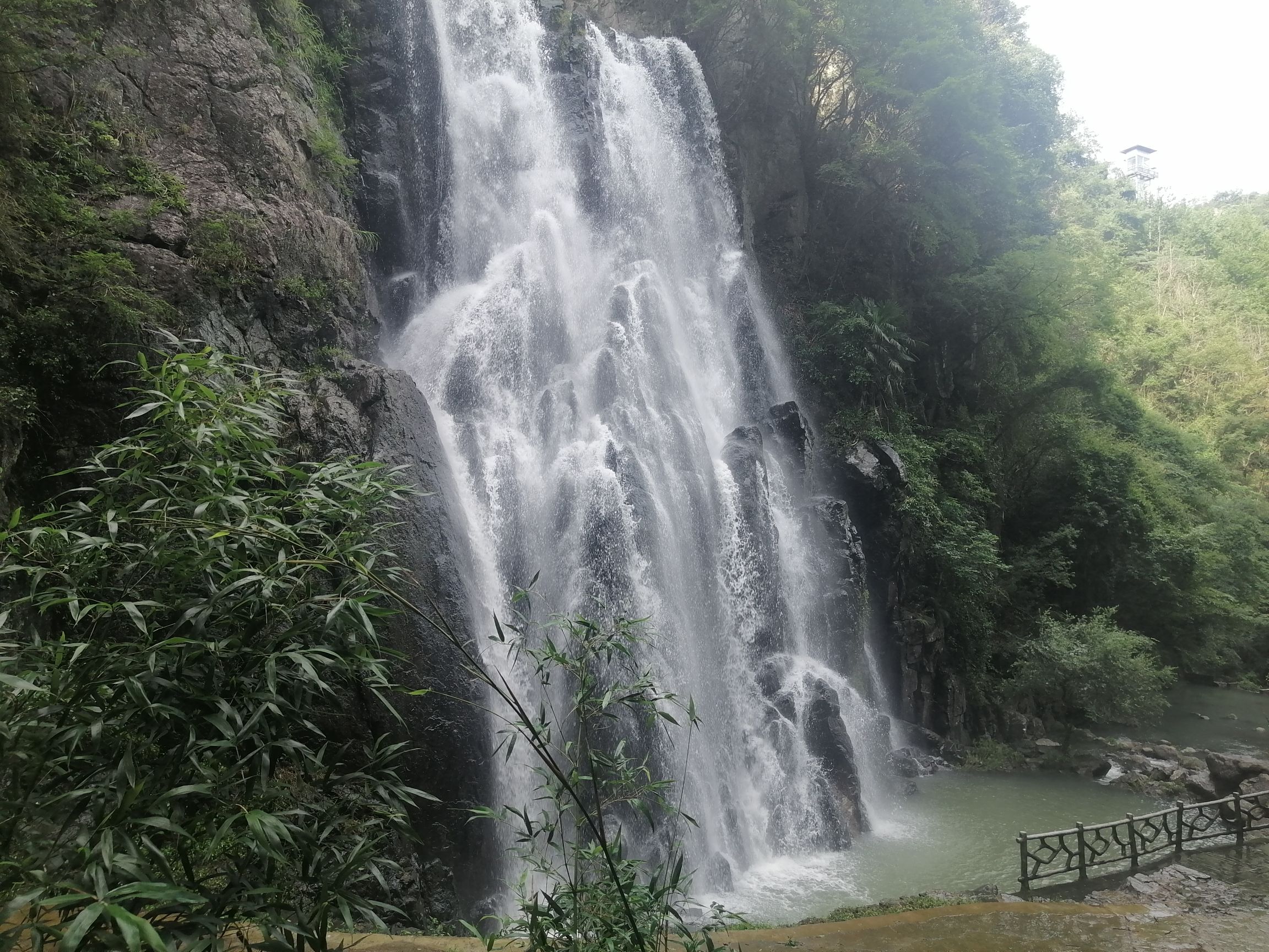 水下孔风景区
