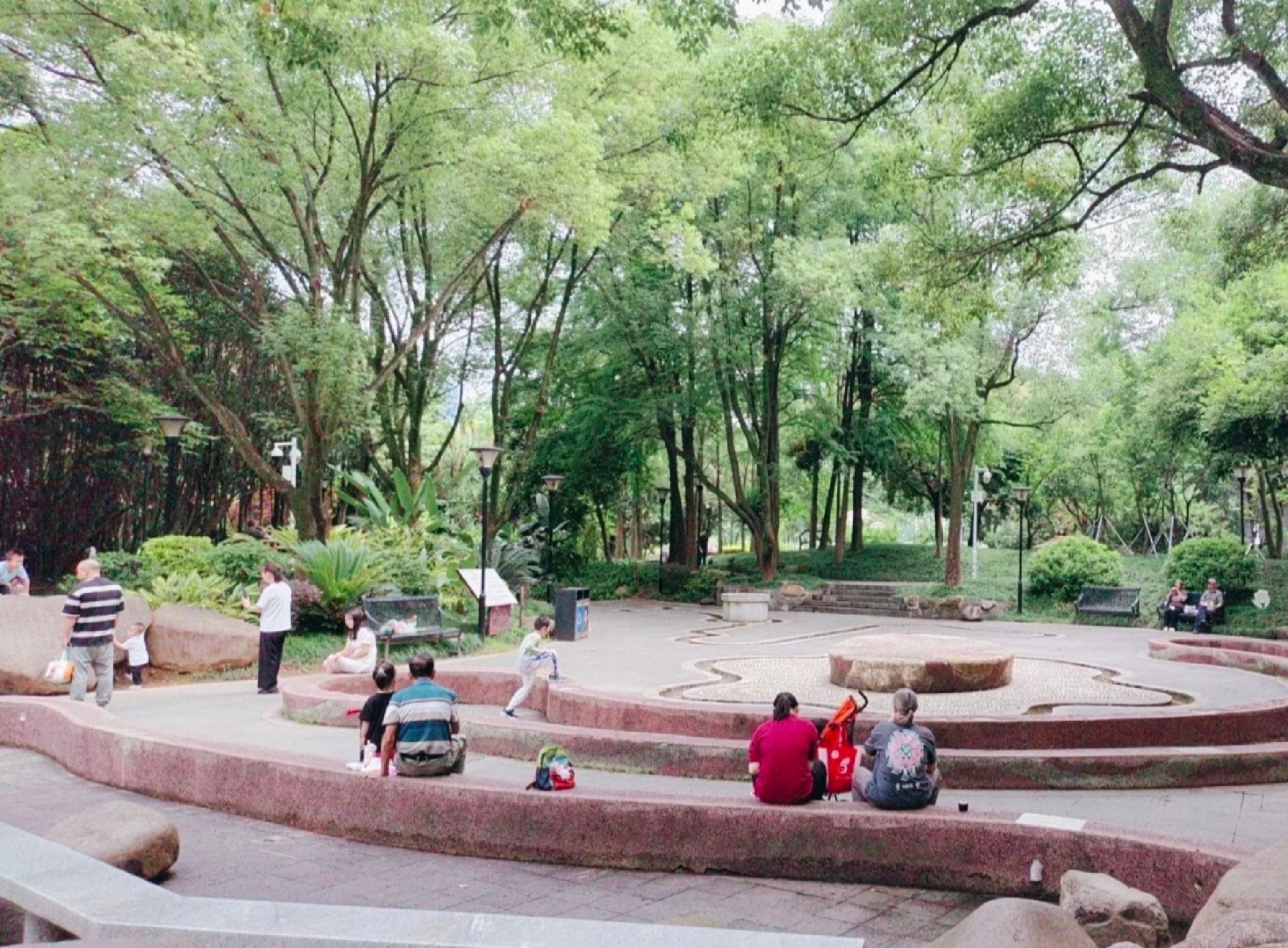 温泉公园旅行图片