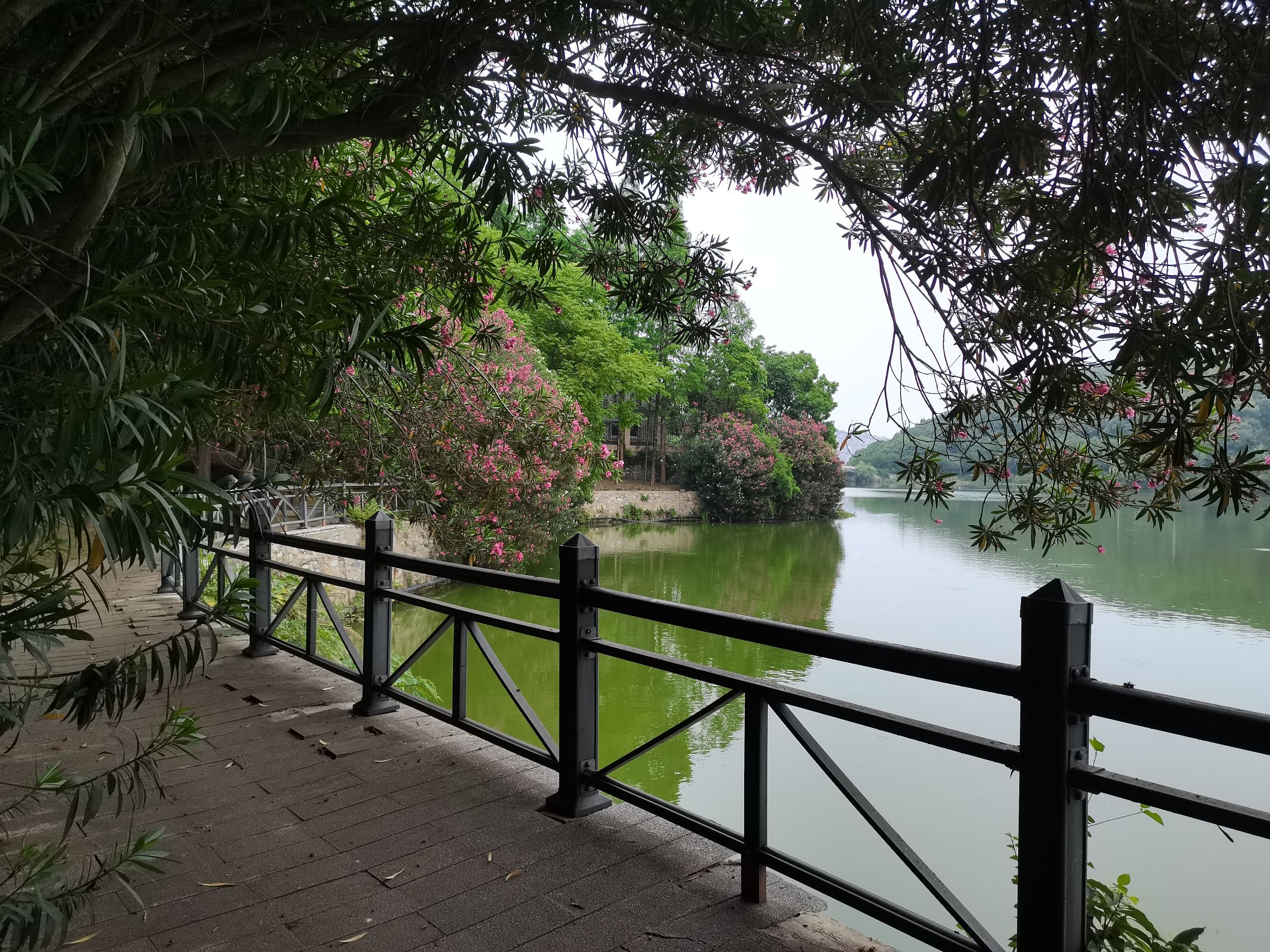 磁湖风景区