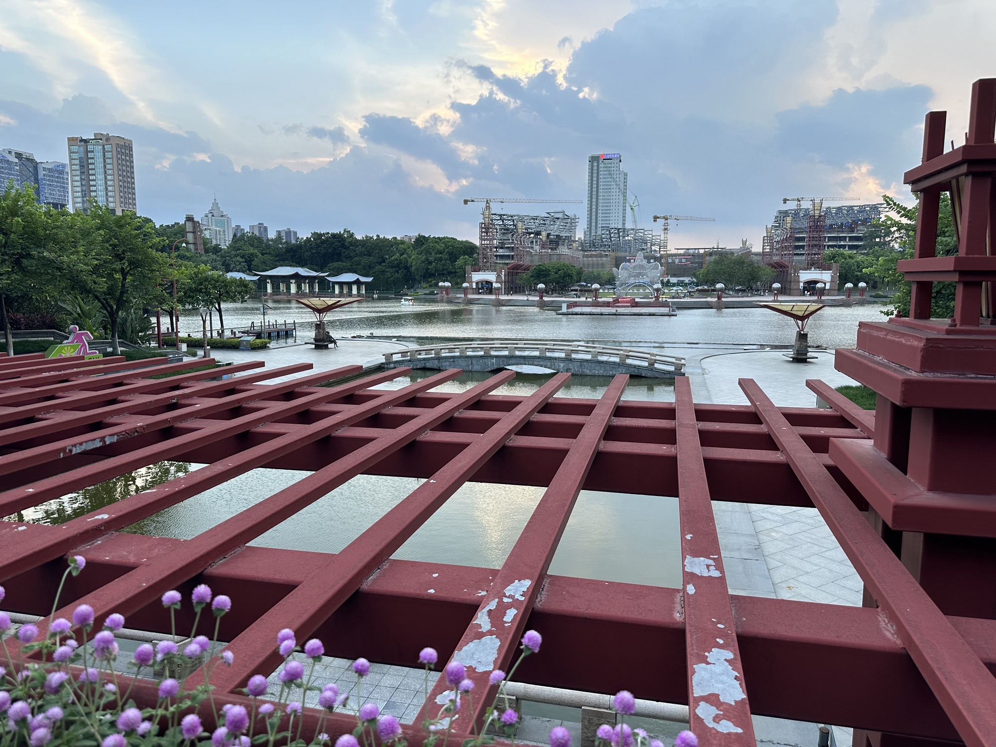 千灯湖公园
