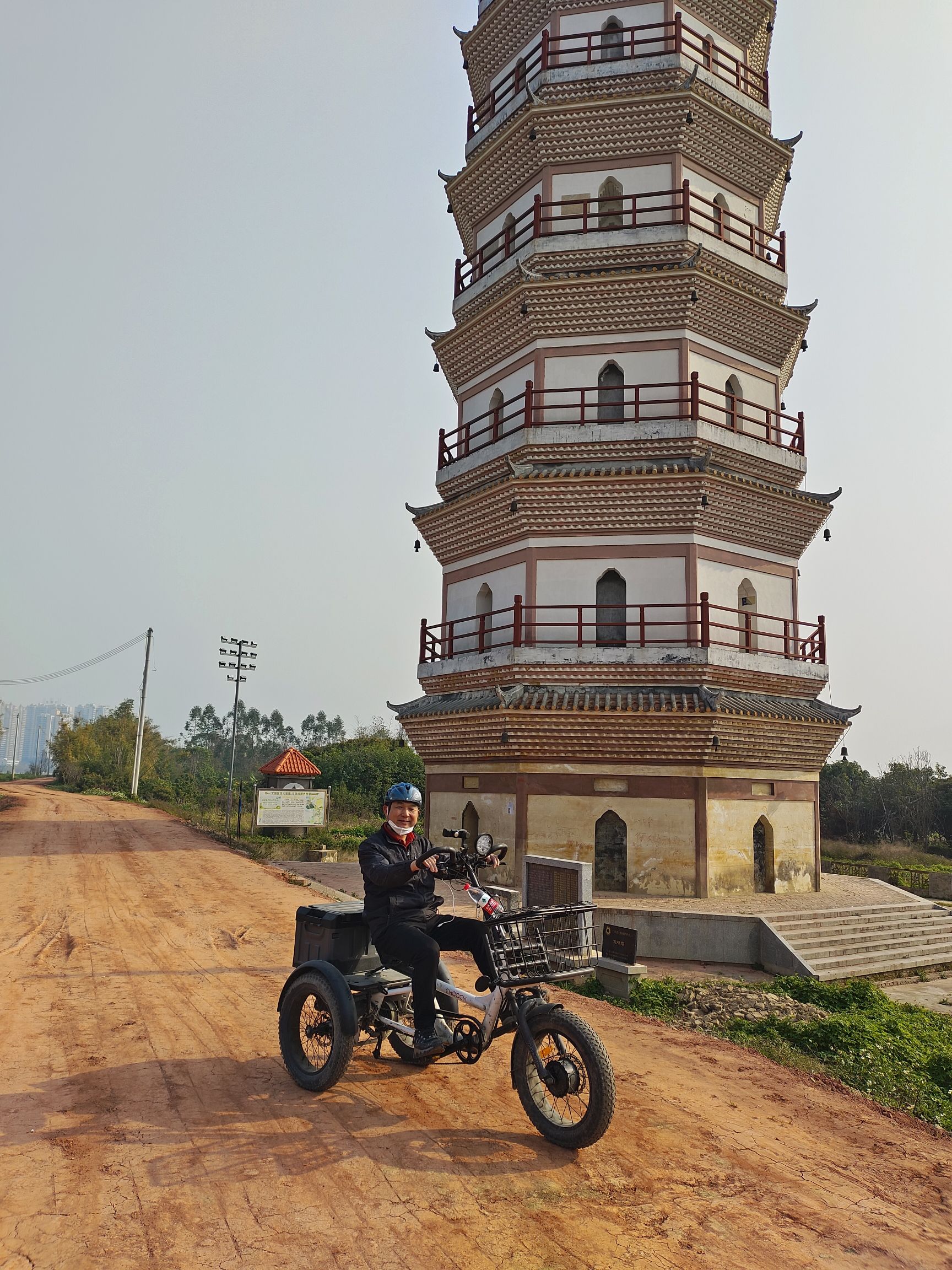 文峰塔旅行图片