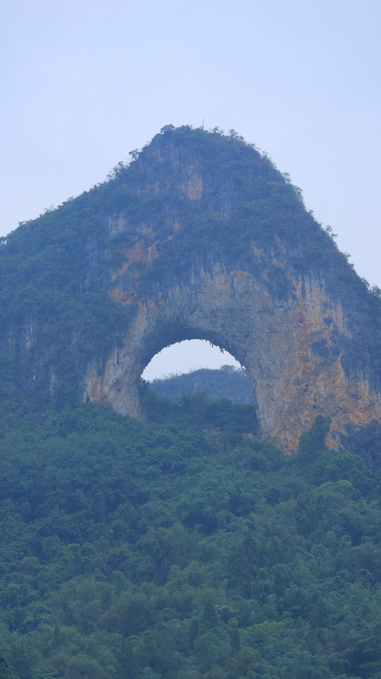 月亮水岩景区旅行图片